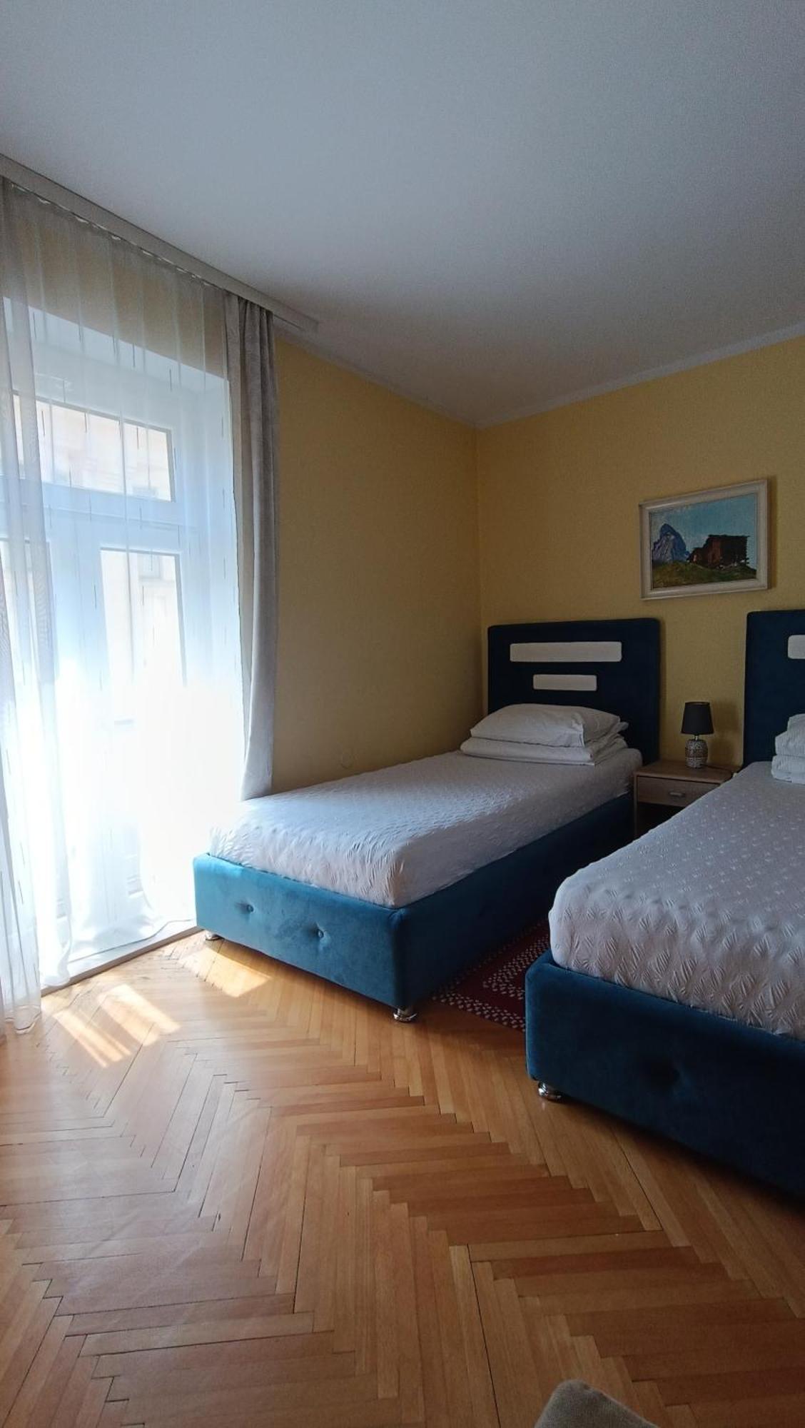 Ferhadija Apartment *